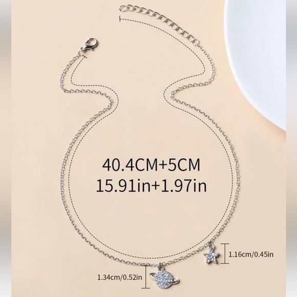 🪐Gold or Silver Planet Charm Necklace🪐 - Picture 9 of 10
